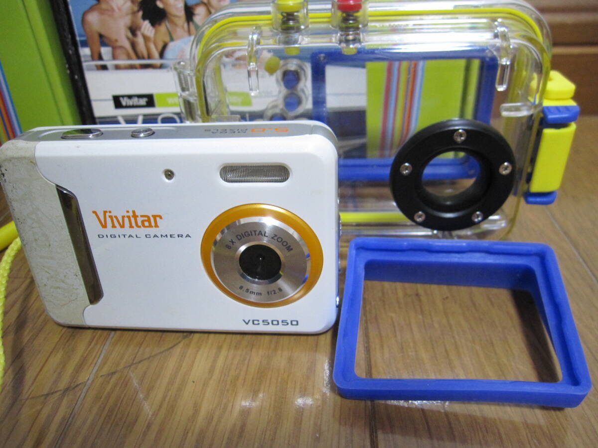  used *Vivitar*Vivicam 5050*VC5050* waterproof housing V-Splash* toy teji* toy camera * Bb ta-