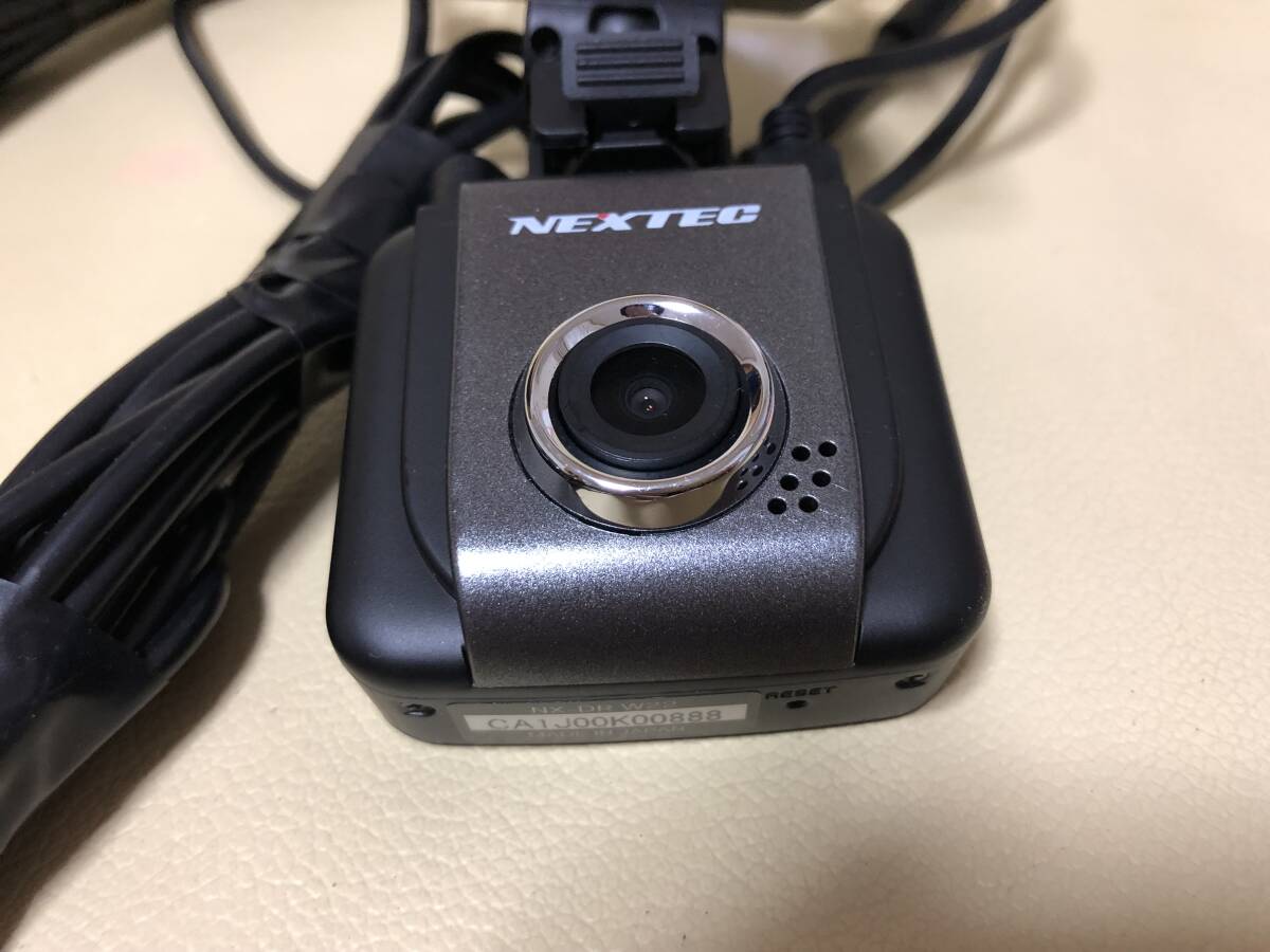 NEXTEC　NX-DRW22　安心の日本製　前後ドラレコ　あおり運転対策に　デュアルカメラ　中古品　動作確認済　　_画像2