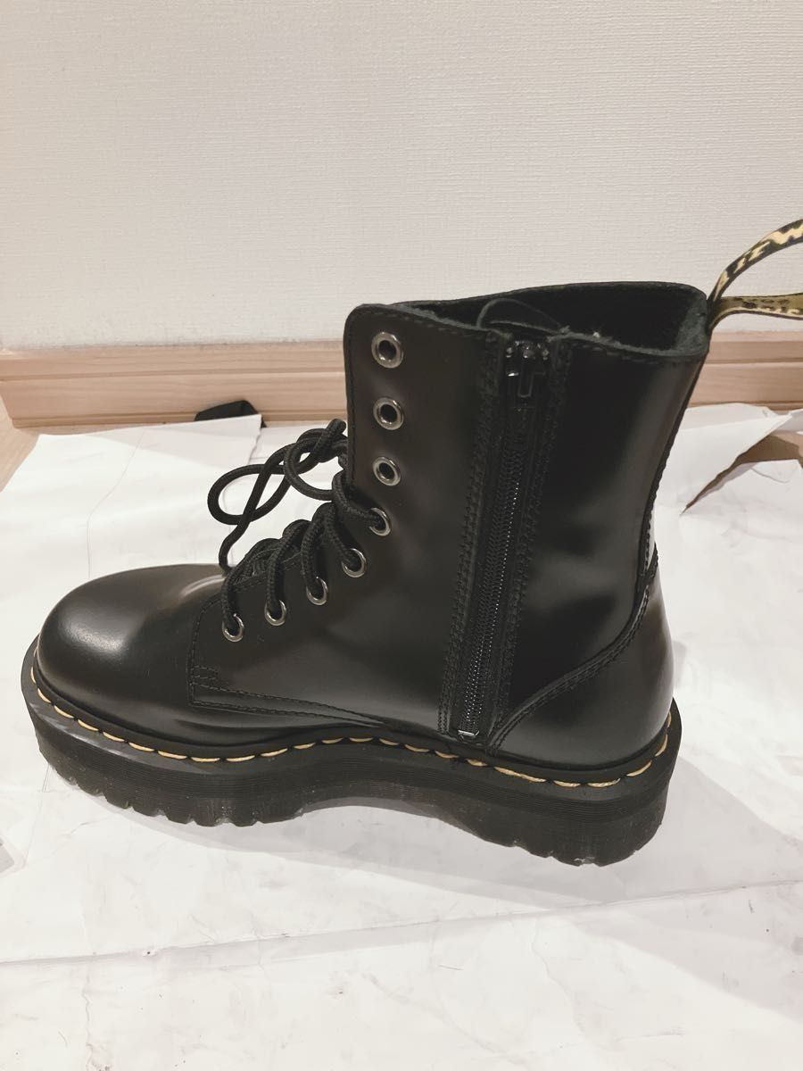 ドクターマーチン Dr.Martens JADON 8ホールブーツ レディース UK6(日本サイズ約25.0cm)【極美品】