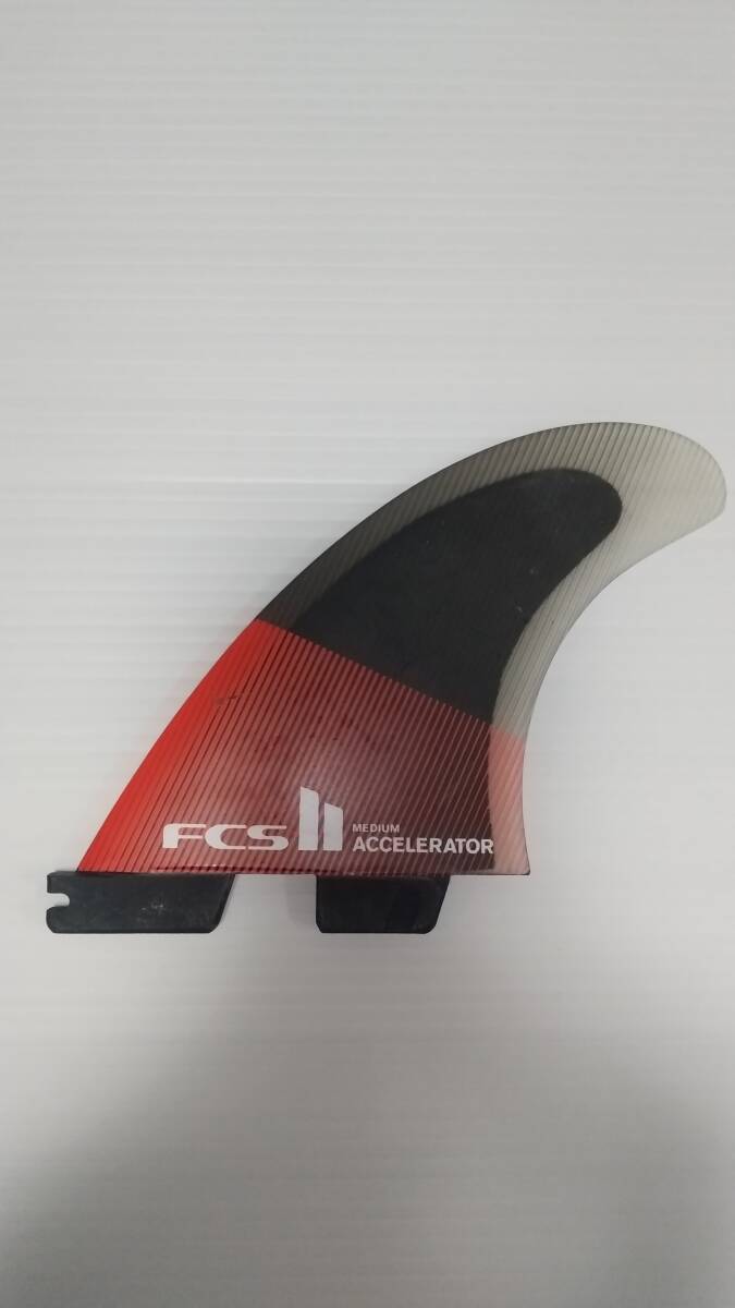 FCS2 エフシーエスツー フィン ACCELERATOR アクセラレーター トライ ショートボード用 Ｍ