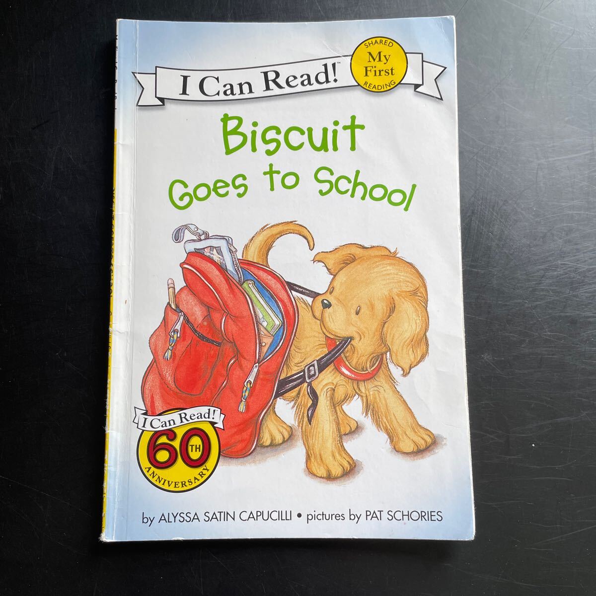 英語絵本 洋書 外国語絵本 I can read! My First Reading Biscuit Goes to School バイリンガル　読み聞かせ　教育　英語　勉強　 _画像1