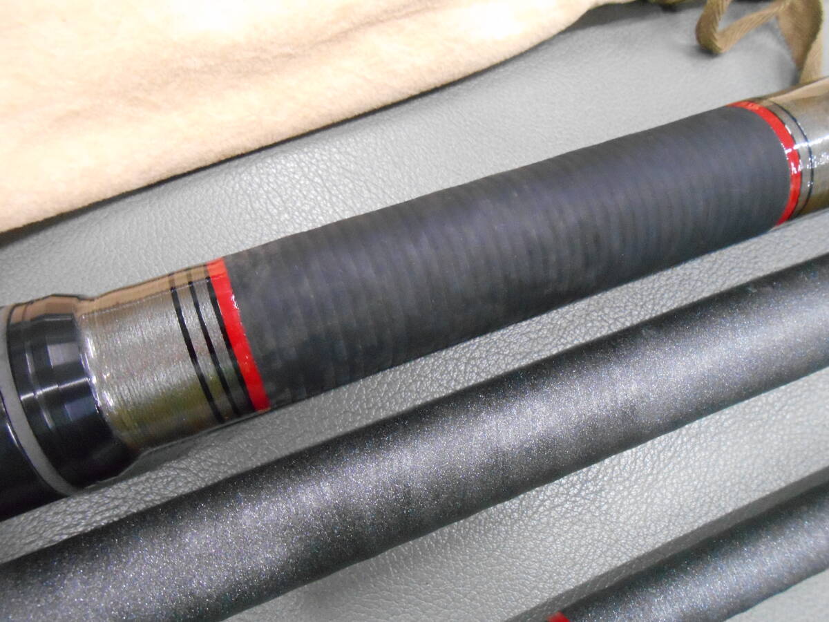 ダイワ精工名竿 石鯛竿 カーボウイスカー小笠原24号524 とても ダイワ精工名竿 石鯛竿 カーボウイスカー小笠原24号524 とても