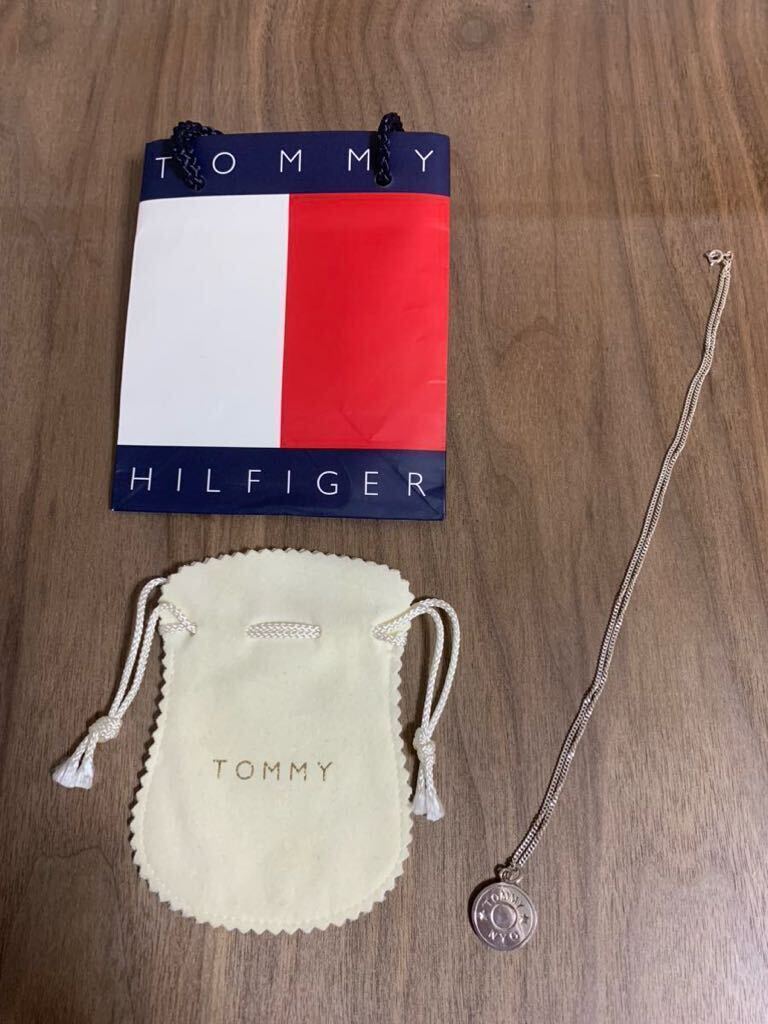 TOMMY HILFIGER トミーヒルフィガー （シルバーネックレス）の画像1