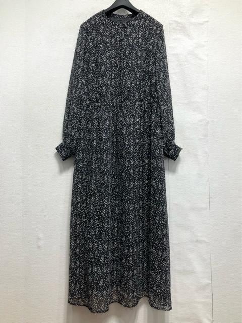 新品☆3Lトール♪黒系小花柄♪フェミニン♪ロングワンピース☆☆a603