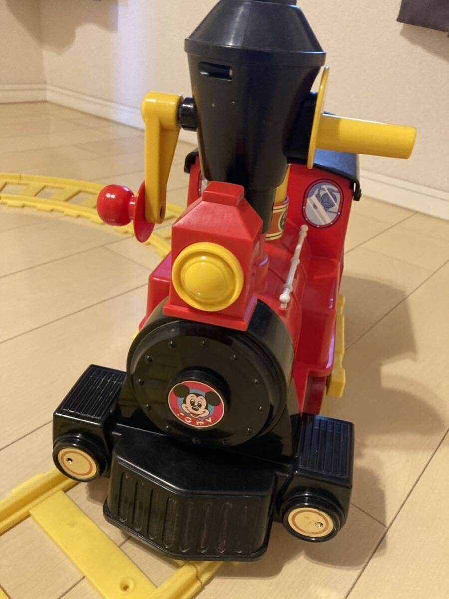 ディズニー 乗用玩具 きかんしゃ レールと乗れる電車セット ミッキー ミニー レア 年代物 乗るおもちゃ 手動 楽しい 幼児 コレクター 25の画像1