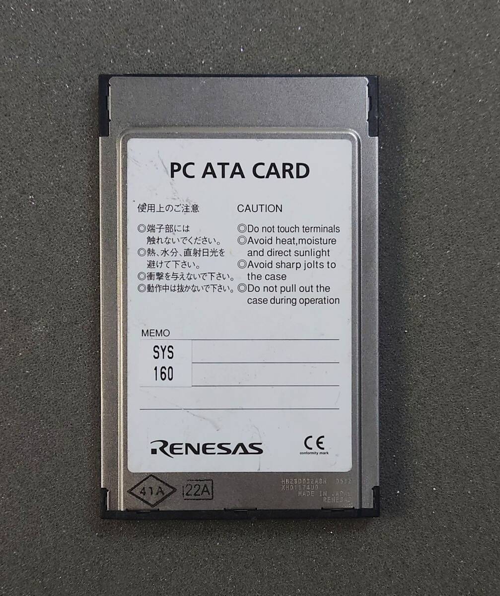 KN4715 [ утиль ] RENESAS Flash Card PC ATA CARD 32MB [ несколько есть ]