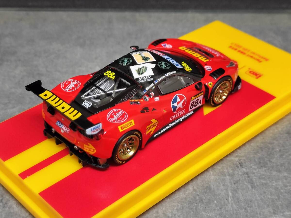 ★1/64 TARMAC WORKS / iXO Ferrari 488GT3 Bathutst 12h 2017 / フェラーリ488_画像6