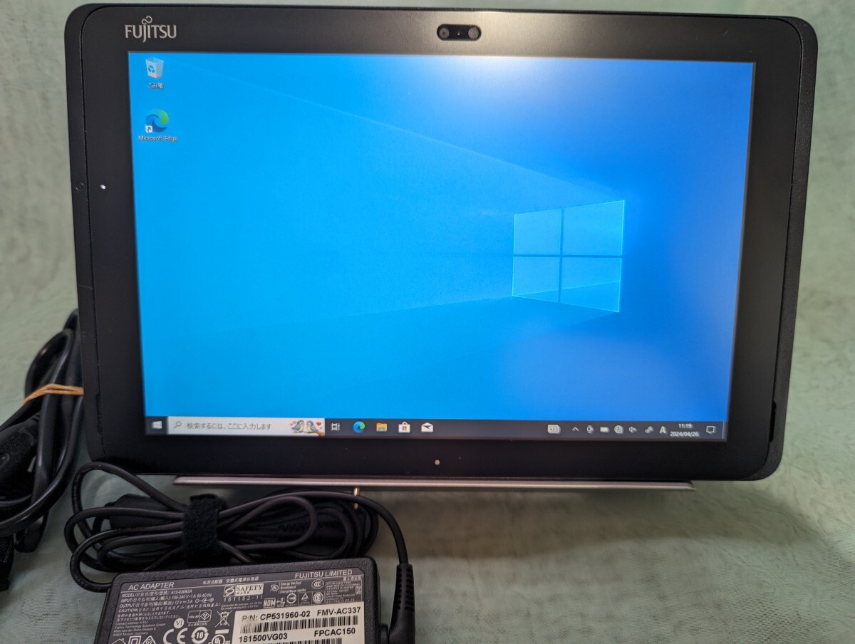 Fujitsu タブレット-ARROWS Tab Q508/SB (Win 10) 64GB_画像1