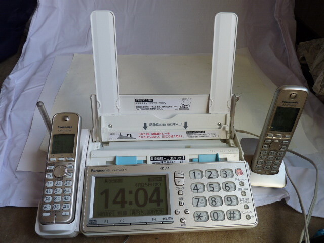 パナソニック KX-PD603DW　子機付き留守番ファックス電話 ◆見てから印刷/大型液晶 子機KX-FKD503_画像1