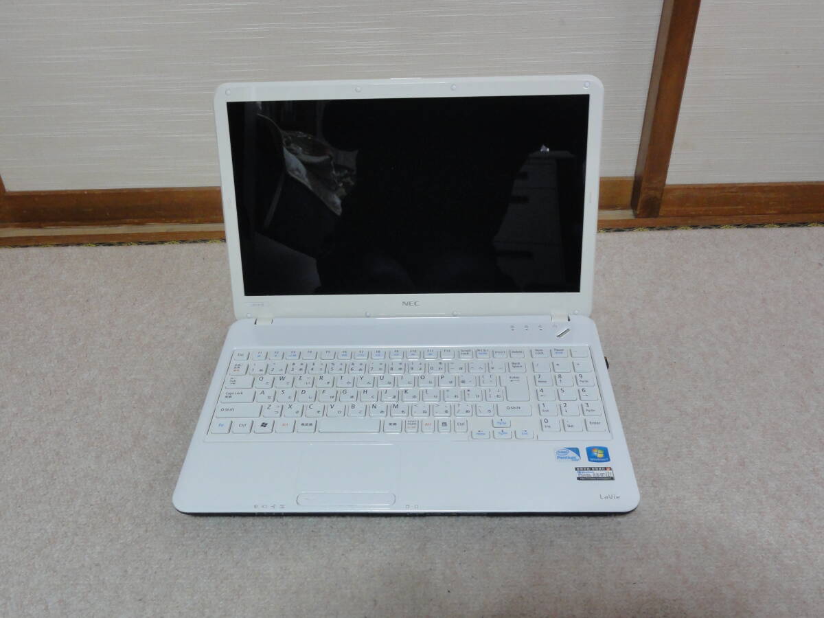 LaVie G タイプ PC-GL21DJ5AR スノーホワイト Windows7 美品　ジャンク_画像2