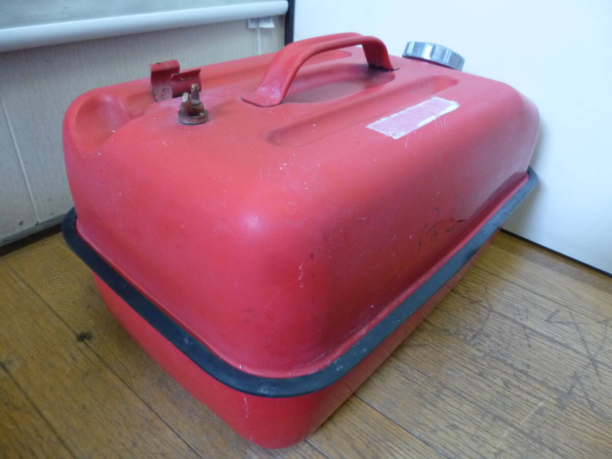 @1中古 20L ガソリン 燃料タンク 携行缶 20リッター 検索 ガス欠 トラブル レスキュー 農業 機械の画像3