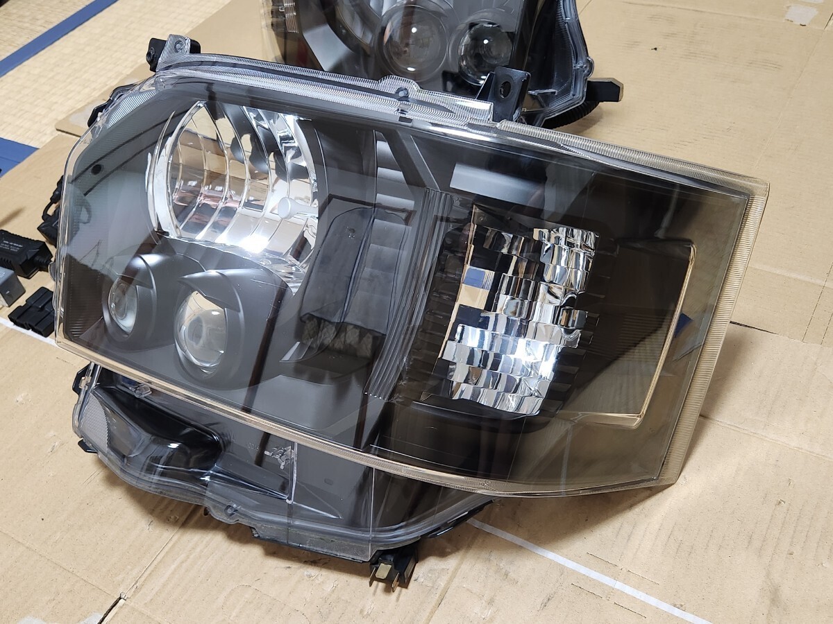 FABULOUS ハイエース レジアスエース 200系 4～6型LEDルック インナーマットブラック ヘッドライト LEDバルブ付 TOYOTA HIACEの画像5