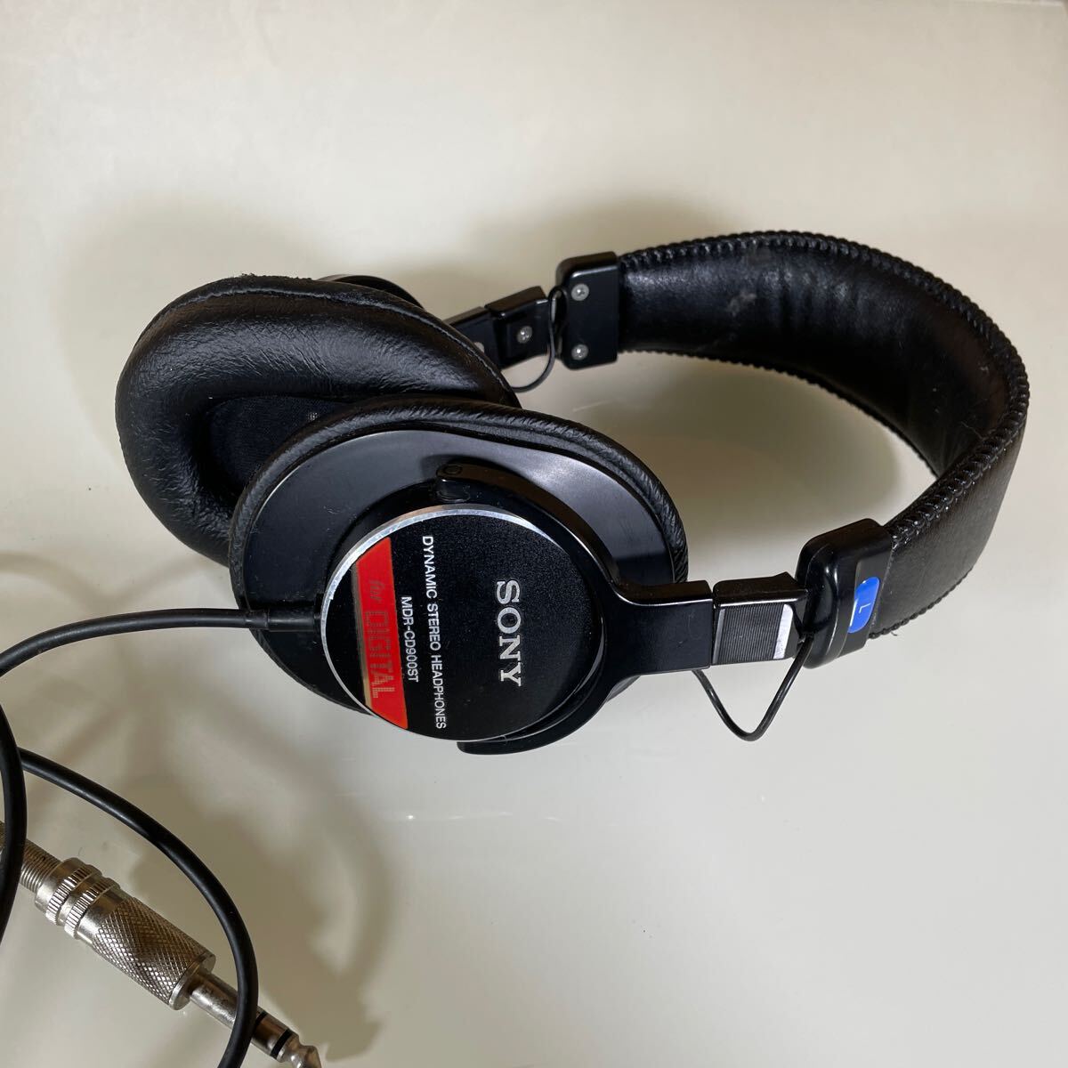 SONY Sony наушники наушники проводной воздухо-непроницаемый type Studio монитор наушники чёрный MDR-CD900ST электрогитара основа музыка 