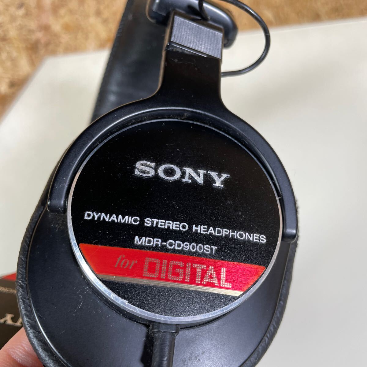 SONY ソニー ヘッドホン ヘッドフォン 有線 密閉型スタジオモニターヘッドホン 黒 MDR-CD900ST エレキギター　ベース　ミュージック_画像9