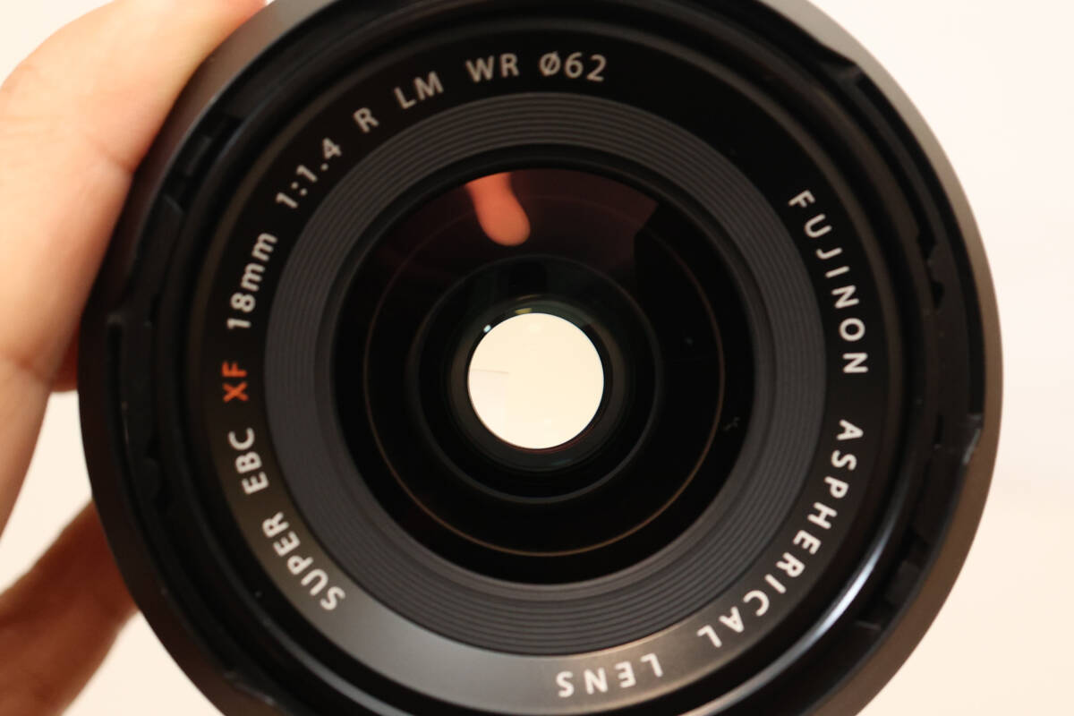 [ beautiful goods ] Fuji Film XF18mmF1.4 R LM WR filter attached 