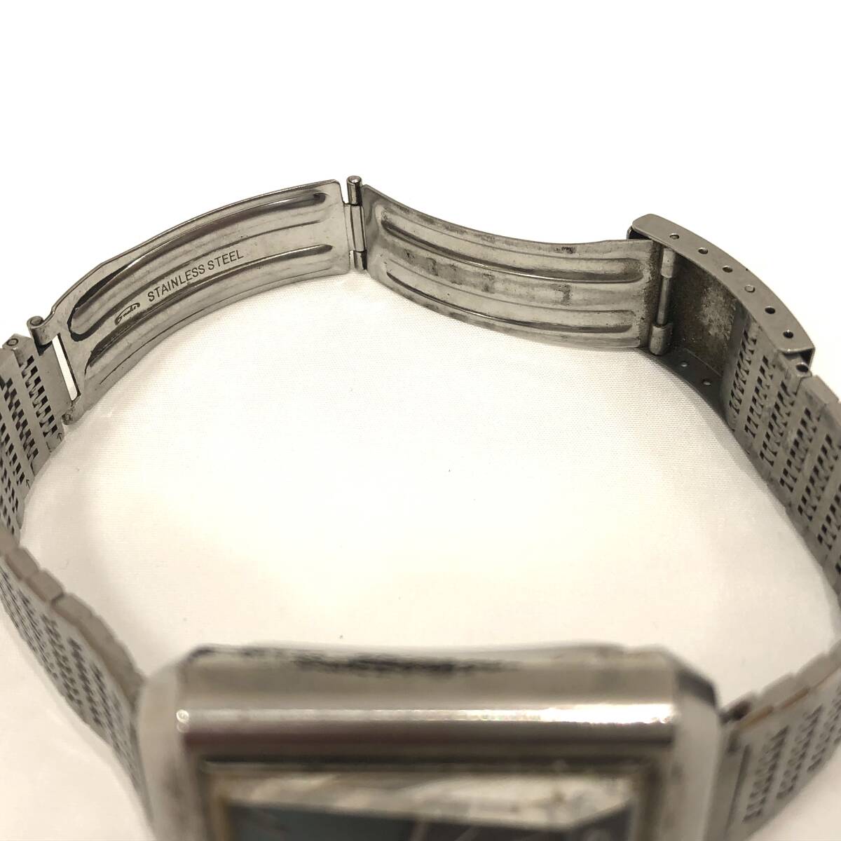 (M4043) SEIKO QUARTZ VFA 水晶発振式腕時計 セイコー クオーツ 木製BOX付の画像5