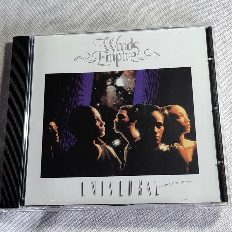 WOODS EMPIRE「UNIVERSAL」＊Tommy Woodsを中心とするCaliforniaのFamily Groupが1981年リリースした唯一のアルバムにして大名盤_画像1