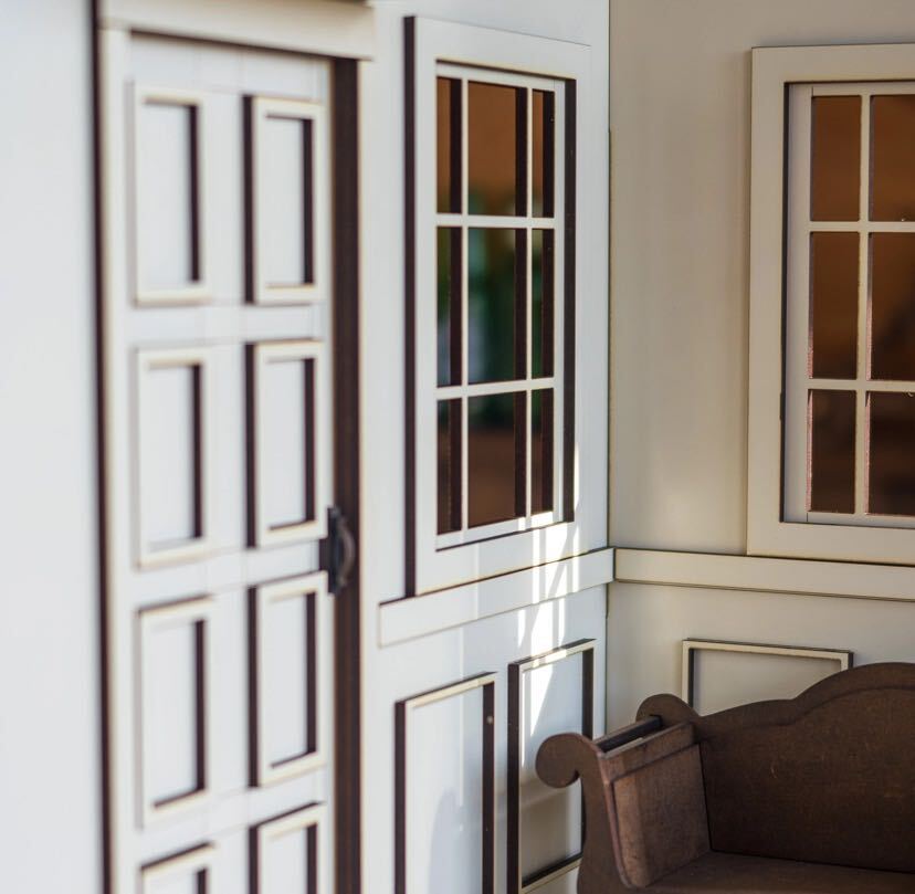 組立式 1/6スケール ドールハウス 白い窓の部屋 玄関ドア 開閉式 ソファーセット momoko リカちゃん ブライスの画像3