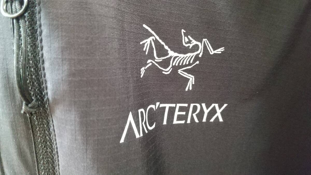  Arc'teryx ARCTERYX Squamish Hoody Men Blacksko-mishuf-ti мужской размер L первоклассный прекрасный товар 
