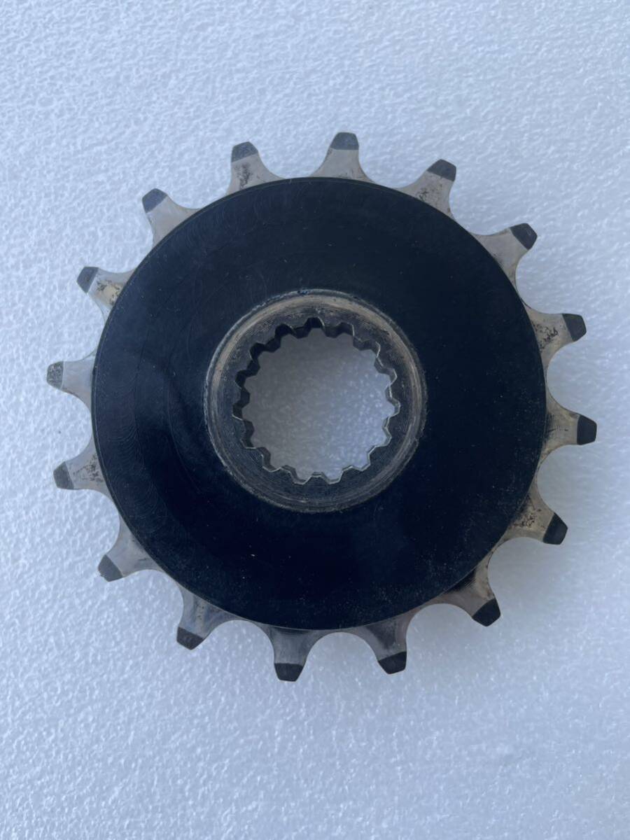 [中古]KTM Front Sprocket Damp 16T [58033029116] スプロケット16T 検 duke exc smc smt enduro adventure デューク アドベンチャー_画像2