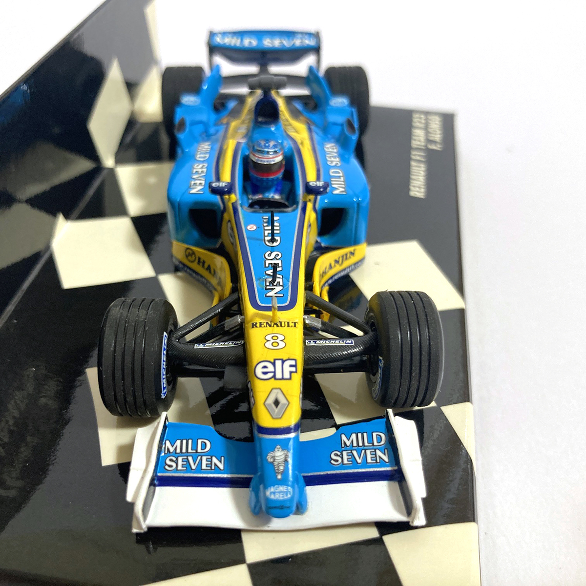 【カスタム品】【JK918】ミニチャンプス 1/43 ルノー F1 チーム R23 F.ALONSO F.アロンソ 2003 No.8 MILD SEVEN【ジャンク品】の画像6