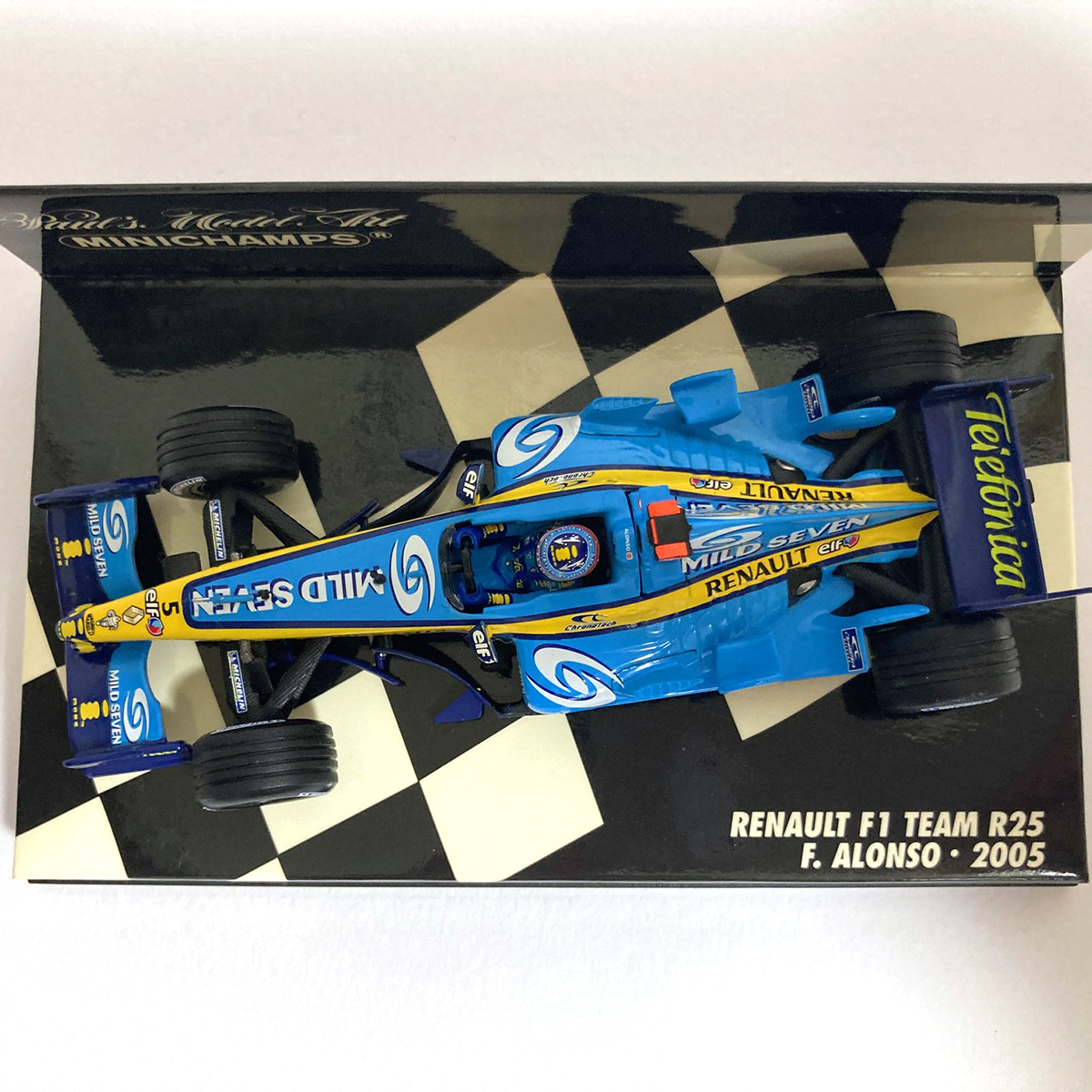 【カスタム品】【JK919】ミニチャンプス 1/43 ルノー F1 チーム R25 F.ALONSO F.アロンソ 2005 No.5 MILD SEVEN【ジャンク品】の画像4