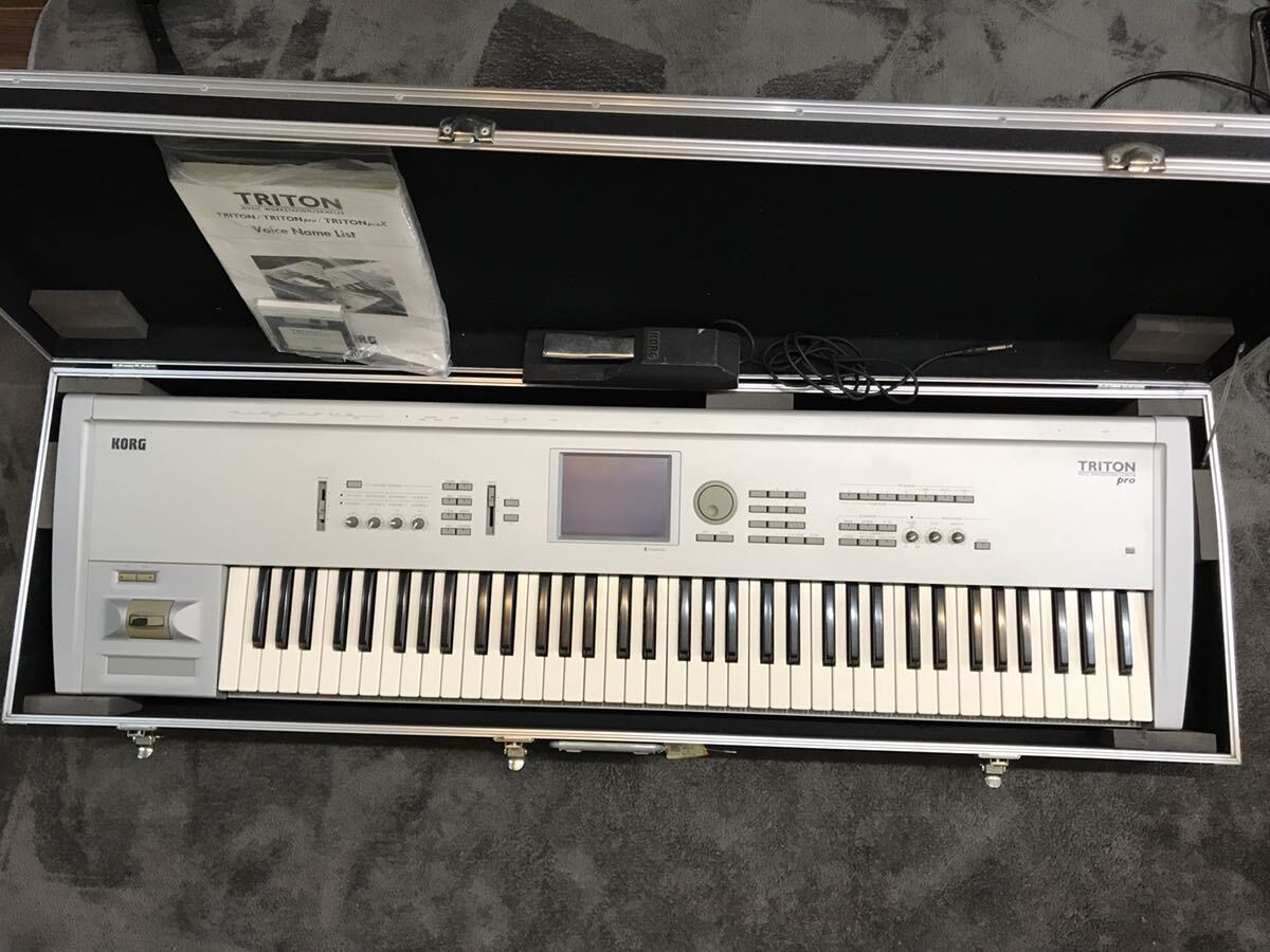 【動作確認済】KORG シンセサイザー TRITON PRO 美品の画像1