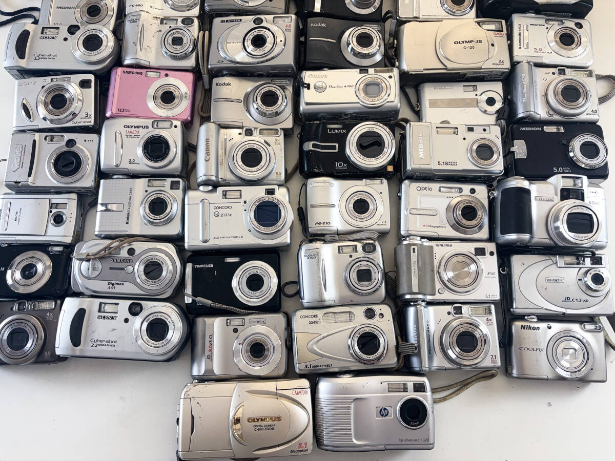 50台 ジャンクデジカメ コンパクトデジタルカメラ 大量 まとめ売り まとめ セット CANON NIKON KODAK OLYMPUS FUJIFILM 04013④の画像4