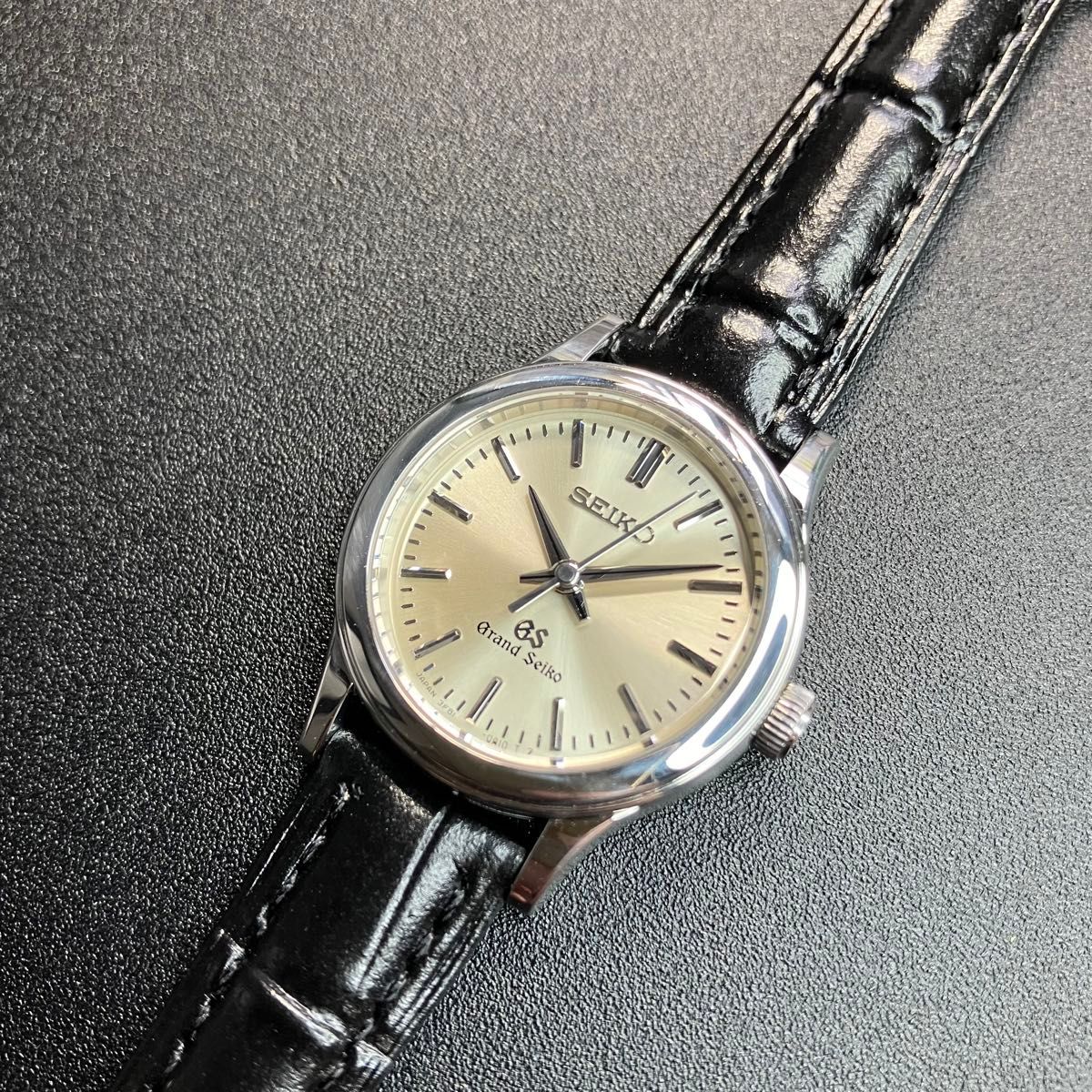 【美品 稼働品】 グランドセイコー SEIKO 腕時計 レディース 正規品 シルバー 3針 GS 【2404Ss13】