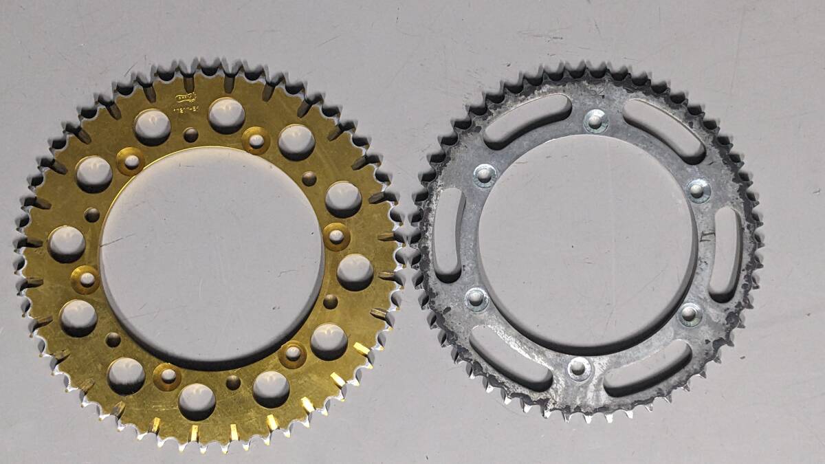 ## Kawasaki KDX125SR other 428 size rom and rear (before and after) sprocket set extra attaching ##