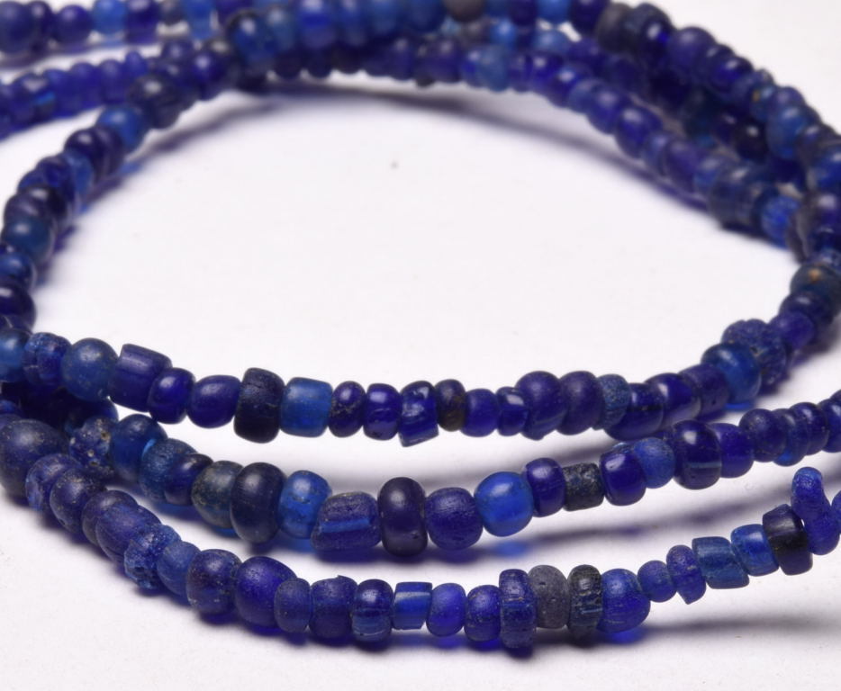  last day #5~6 century old fee glass beads * Java island . earth lapis lazuli color India Pacific beads one ream 