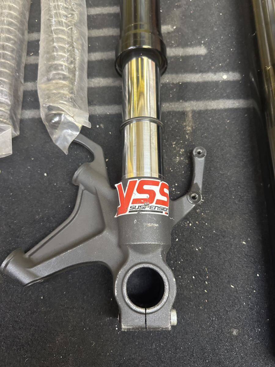 yzf-r6 17- yzf-r1 15- front fork yss Crows do cartridge entering springs attaching 