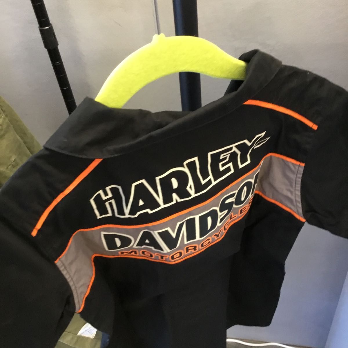 Hariey Davidson ハーレーダビットソン　子供服　半袖シャツ　サイズ6(120cm相当) ブラックオレンジ