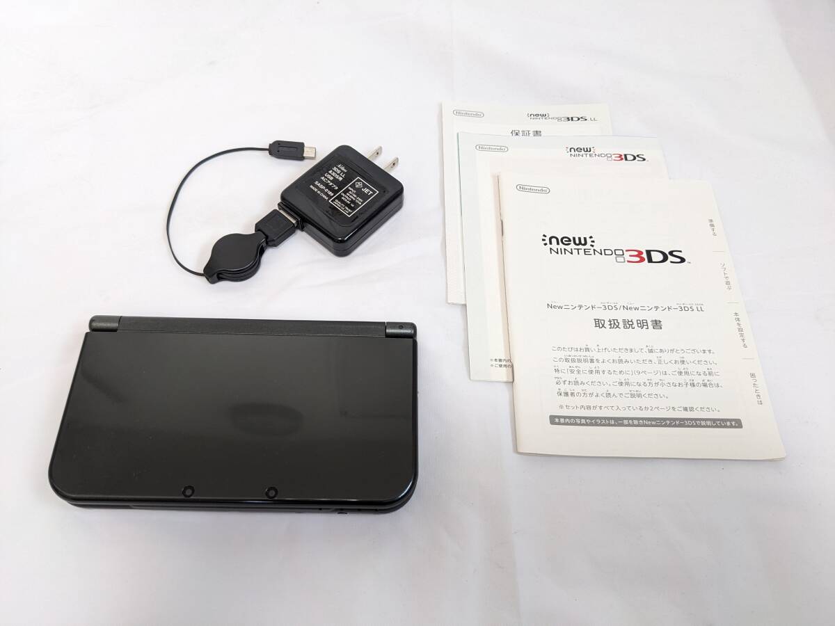 New Nintendo 3DS LL metallic black [ secondhand goods ] a little with defect 