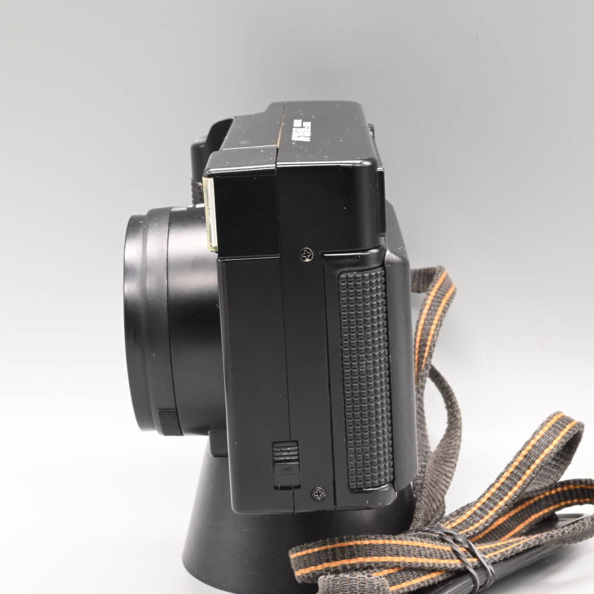 〇0555 【動作確認済み】Canon AF35ML QUARTZ DATE キャノン 単焦点 フィルム コンパクトカメラ_画像4
