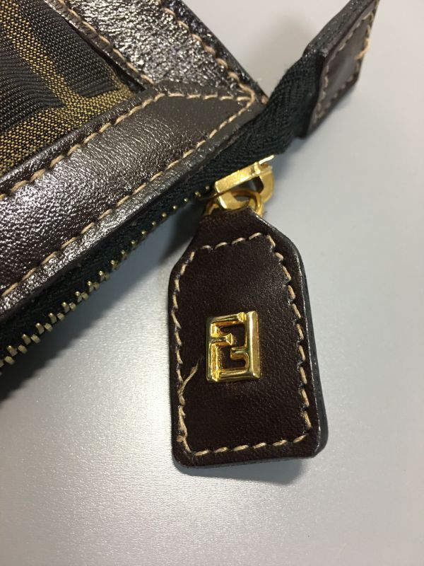 FENDI フェンディ ズッカ柄 クラッチバッグ ポーチ_画像5