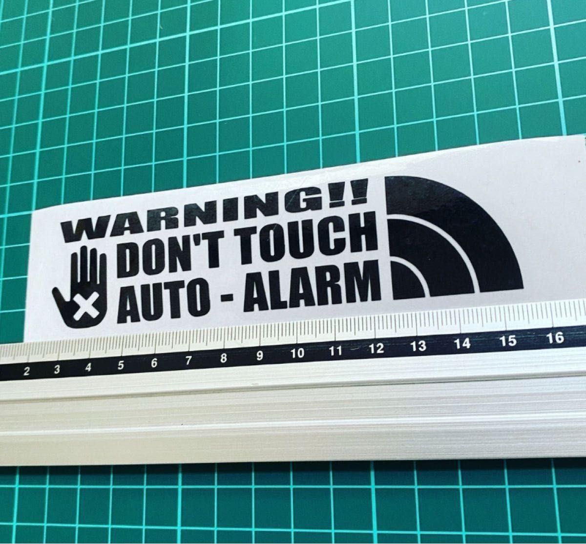 warning!don't touchセキュリティ　ステッカー（色変更可能） カッティングステッカー ハイゼットカーゴ アトレー