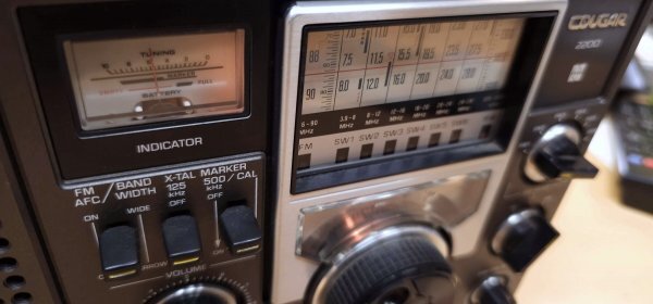 動作品 National ナショナル Panasonic パナソニック COUGAR RF-2200 クーガー 8バンドレシーバー 松下電器 昭和レトロ ラジオの画像3