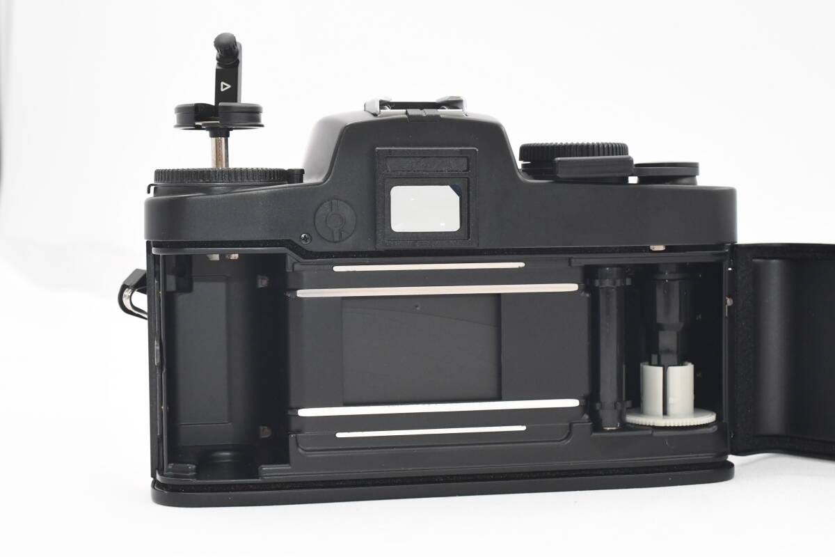 Yahoo!オークション - LEICA ライカ R4 MOTER WINDER 付き (t7362) Yahoo!オークション - LEICA ライカ R4 MOTER WINDER 付き (t7362)