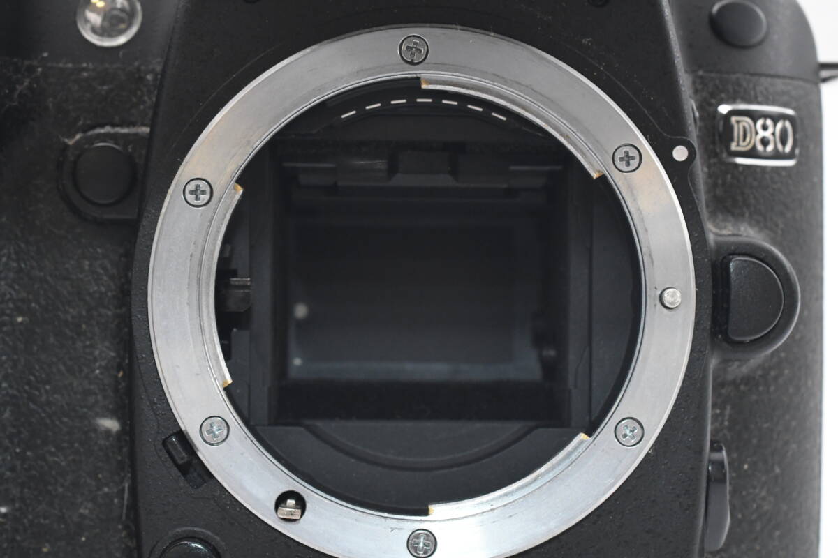 Yahoo!オークション 【エラーあり】Nikon ニコン D80 一眼カメラ (t7...