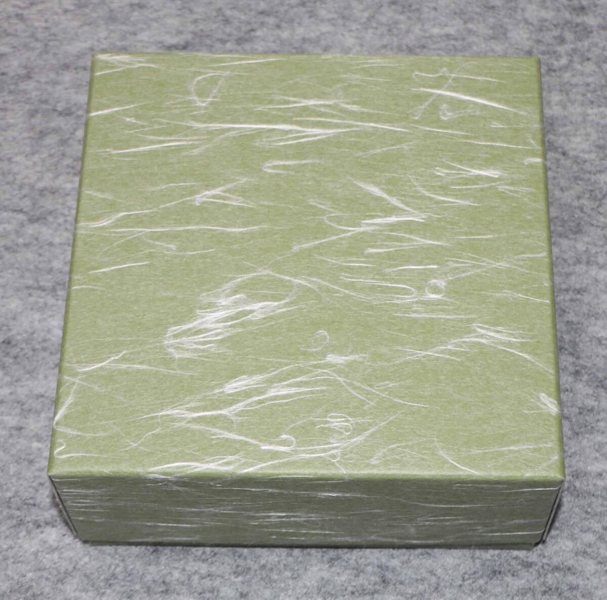 【美品】 24 切手盆栃縮杢造り本漆塗り 木 高さ2.1㎝ 24.2㎝ 横 16.8㎝ 縦 木工、竹工芸