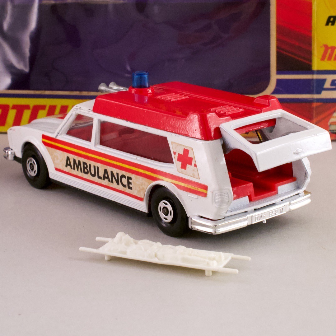 イギリス マッチボックス（matchbox） 救急車 new Speed Kings AMBULANCE K-49 1974_画像7
