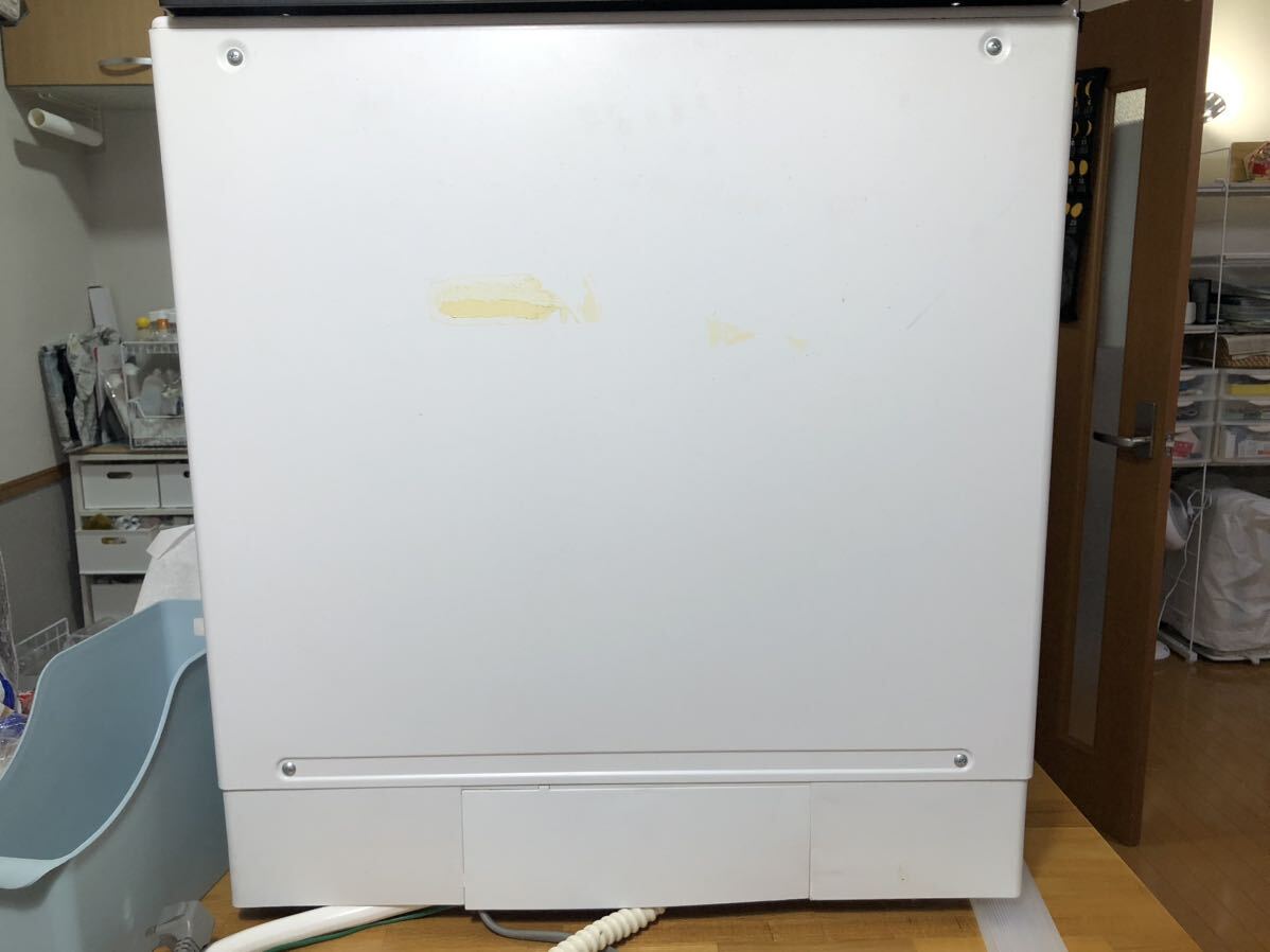 中古 パナ 食洗機 NP-TA1-W Panasonic 電気食器洗い乾燥機 使用感あり _画像3