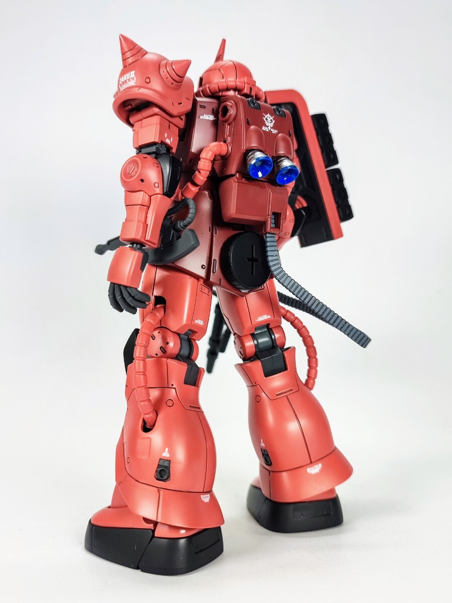 HG 1/144 オリジン版 シャア専用ザク ガンプラ塗装済完成品_画像7