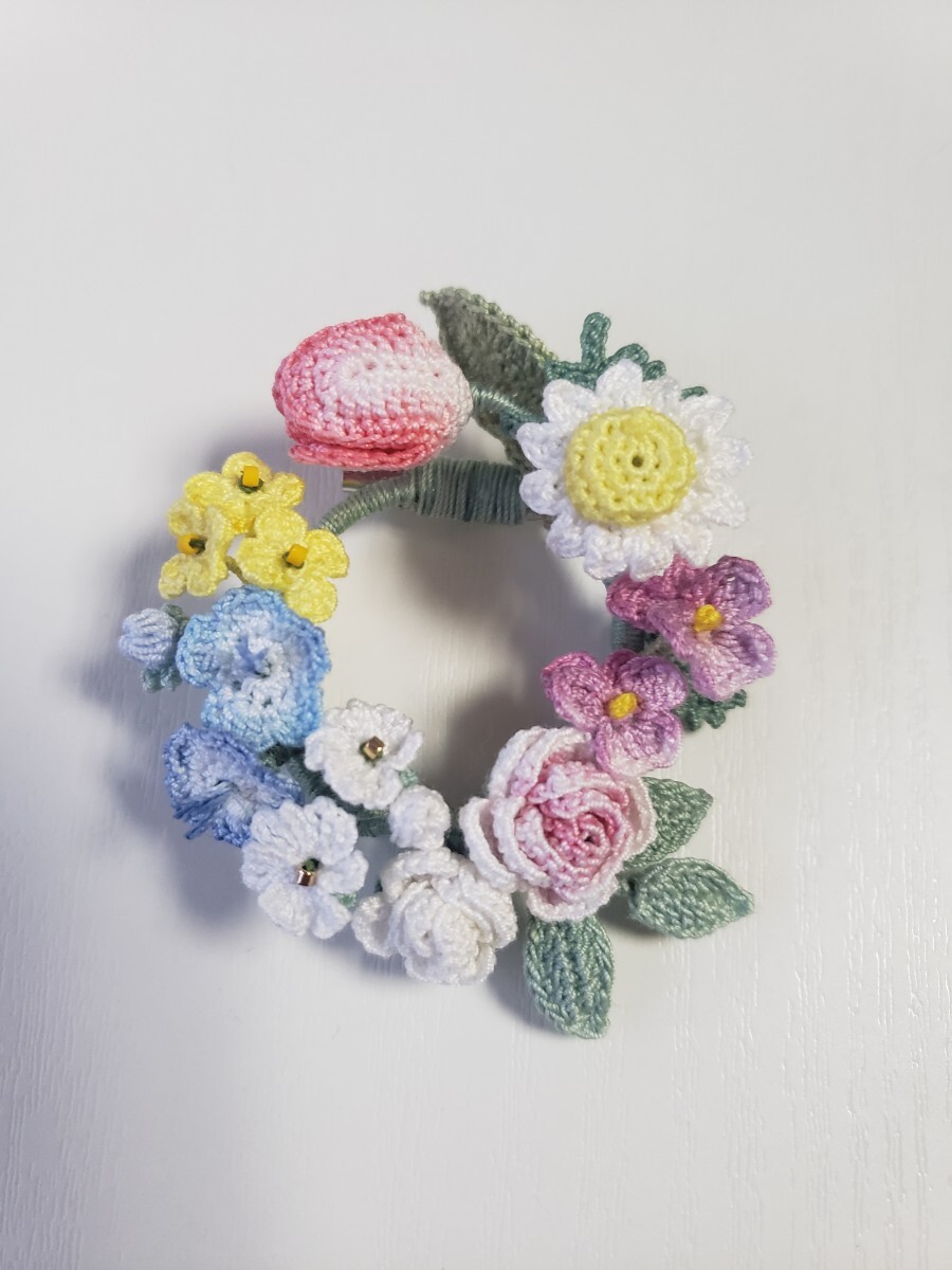 ESMR*ハンドメイド*レース編み*コサージュ*ブローチ*たくさんの花たち*の画像1