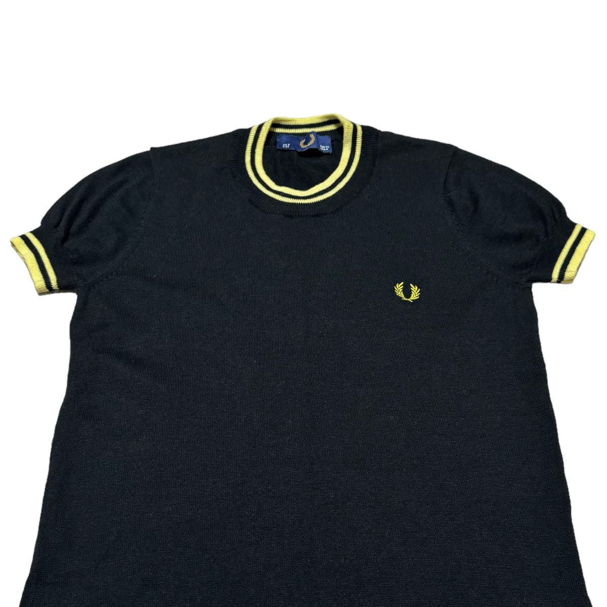 【シルク混】FRED PERRY フレッドペリー ニットワンピース サイズUK8 M相当 ブラック ワンポイントロゴ 希少デザイン