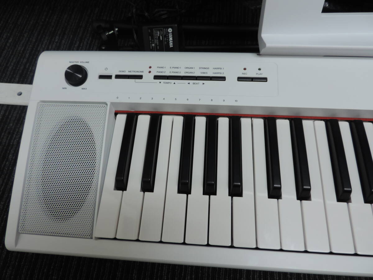 YAMAHA ヤマハ キーボード piaggero ピアジェーロ NP-１２ スタンド・譜面台付きの画像2