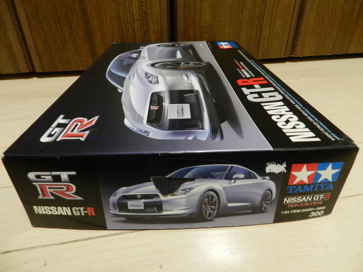 1|24 NISSAN GT-R < Tamiya >