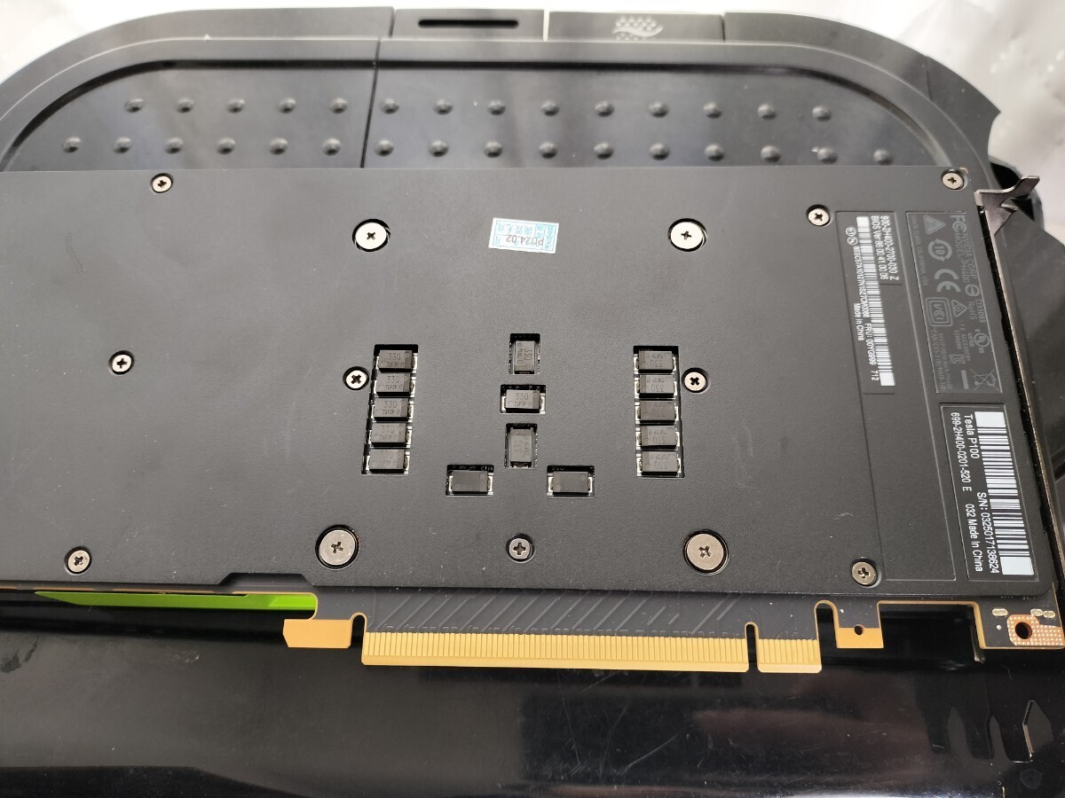 Nvidia Tesla P100メモリー16GB（専用ケーブルとファン付き） グラフィックボード_画像3