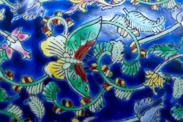 大清乾隆年製 牡丹草花蝶文 蓋付大壺 唐物 時代物 中国古美術 伝統工芸 高さ25cm #36717の画像7